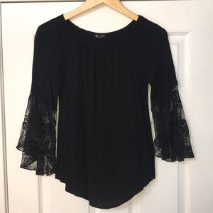 Black, semi laced sleeved top